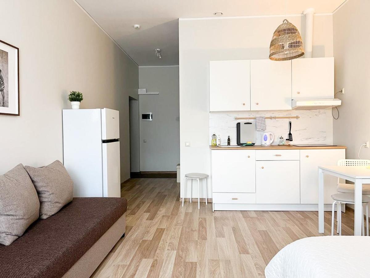 Cosy Apartment In Riga With Free Parking Exterior photo